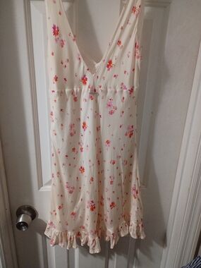 BNWT-PINK Victoria's Secret Satin Ruffle Dress